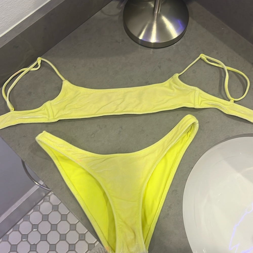 Triangl bikini